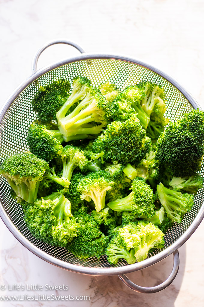 parboiled broccoli in a colander (How to Parboil)
