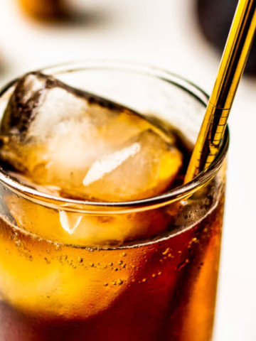 BEST TOM HANKS DIET COKE CHAMPAGNE COCKTAIL (THE DIET COKAGNE) STORY Poster Image