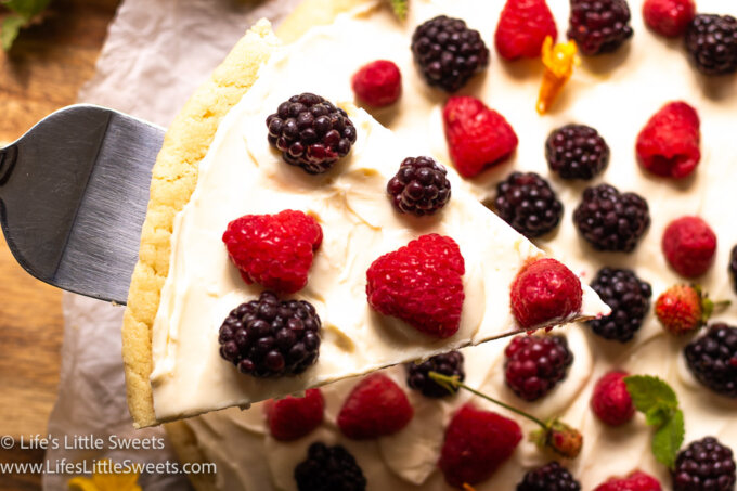 fruit pizza with fresh berries on top
