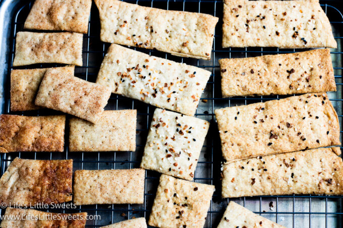 crackers with everything bagel seasoning